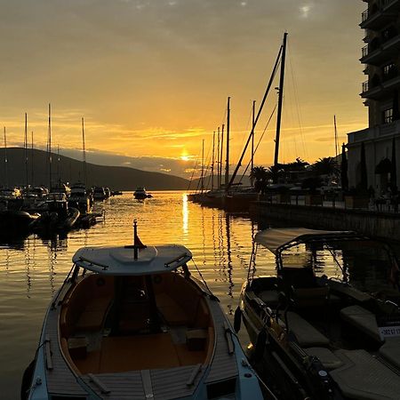 Porto Montenegro Luxury 1 Bedroom Apartment Tivat Dış mekan fotoğraf