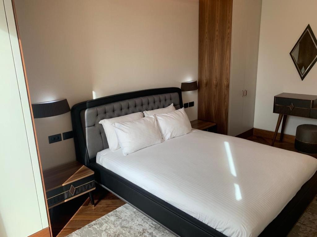 Porto Montenegro Luxury 1 Bedroom Apartment Tivat Dış mekan fotoğraf