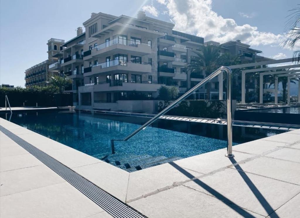 Porto Montenegro Luxury 1 Bedroom Apartment Tivat Dış mekan fotoğraf